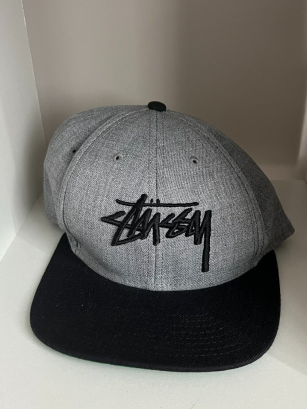 Stussy Hat Cap Snapback Gray Black Wool Blend Spell Out Logo Grunge Skate Retro